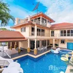 Rent 4 bedroom house of 440 m² in Chon Buri