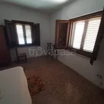 Rent 6 bedroom apartment of 150 m² in Longobardi