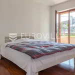 Rent 2 bedroom apartment of 135 m² in Zagreb