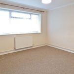 Rent 2 bedroom flat in South East England