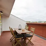 Rent 4 bedroom apartment of 170 m² in porto