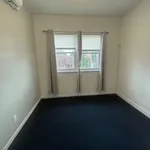 Rent 3 bedroom apartment in Queens