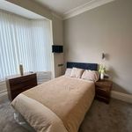 Rent 5 bedroom flat in Yorkshire And The Humber