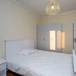 Rent a room in lisbon