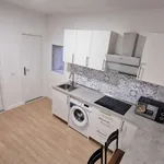 Rent a room of 160 m² in madrid