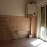 Affitto 4 camera appartamento di 70 m² in Legnago