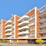 Rent 1 bedroom apartment in Johannesburg