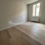 Rent 3 bedroom apartment of 120 m² in Modena