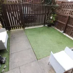 Rent 2 bedroom house in Hull