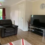 Rent 2 bedroom flat of 106 m² in Glasgow