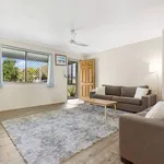 Rent 4 bedroom house in Urangan