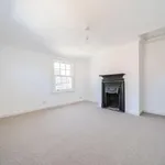 Rent 4 bedroom house in Berkshire