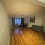 Rent 1 bedroom apartment of 74 m² in Staten Island