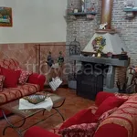 Rent 5 bedroom house of 200 m² in Misterbianco