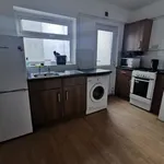 Rent 3 bedroom flat in Wales