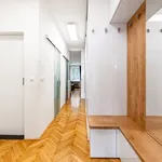 Pronajměte si 2 ložnic/e byt o rozloze 58 m² v Prague