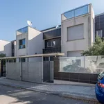 Rent 6 bedroom house of 350 m² in Madrid