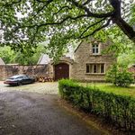 Rent 5 bedroom house in North West England