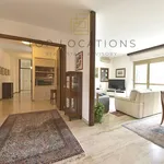 Rent 5 bedroom apartment of 250 m² in Milano