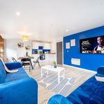 Rent 2 bedroom flat of 500 m² in Bradford