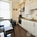 Rent 2 bedroom flat in Aberdeen