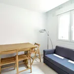 Rent 4 bedroom apartment in Barcelona