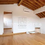 Rent 5 bedroom apartment of 200 m² in Lucca