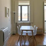 Rent 2 bedroom apartment in Porto