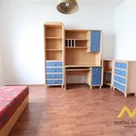 Pronajměte si 3 ložnic/e byt o rozloze 64 m² v Hradec Králové