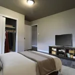 Appartement de 839 m² avec 2 chambre(s) en location à Edmonton