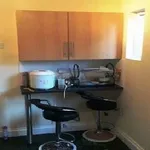 Rent 4 bedroom flat in West Midlands