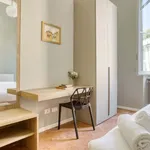 Rent 3 bedroom apartment of 150 m² in Milan