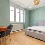 Rent 2 bedroom apartment of 95 m² in Budapest