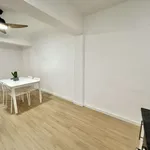 Rent a room of 100 m² in valencia