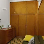 Rent a room in milan