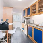 Rent 2 bedroom apartment of 100 m² in lisbon