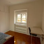 Rent 5 bedroom apartment in Lisbon