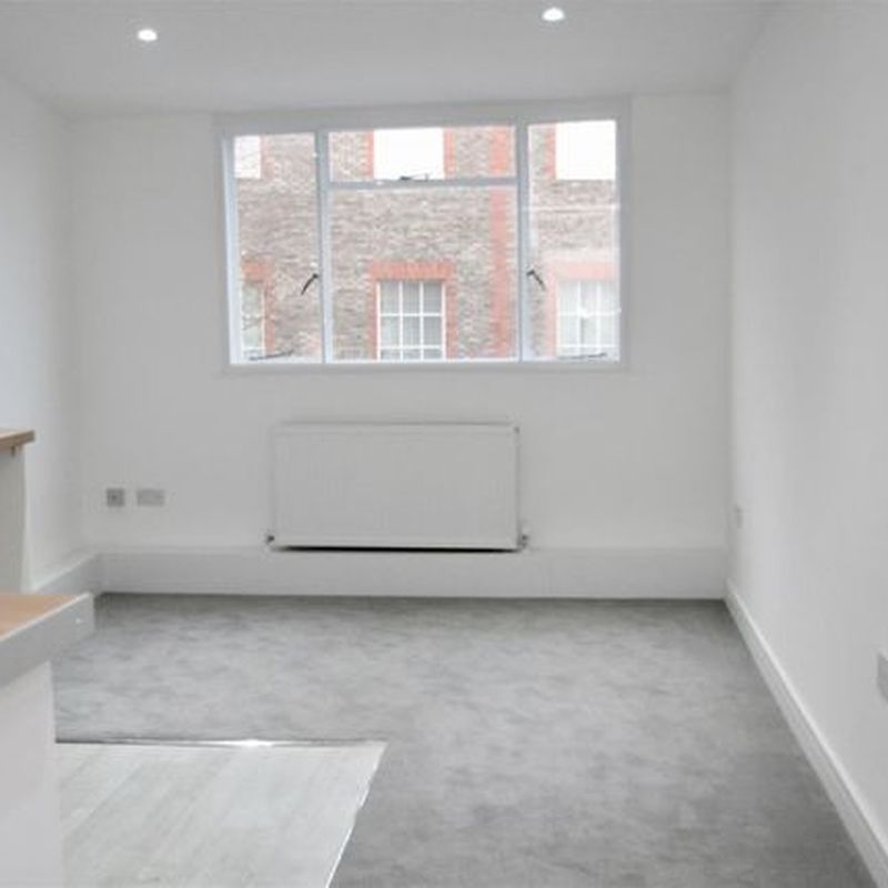 Flat to rent in Friars Walk, Lewes BN7