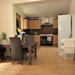 Rent a room in Salford