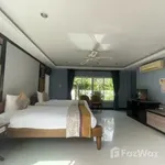 Rent 4 bedroom house of 425 m² in Phuket