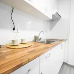 Rent 4 bedroom apartment in Valencia