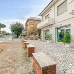 Rent 5 bedroom apartment of 80 m² in Camaiore