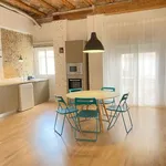 Rent 2 bedroom apartment of 861 m² in Valencia