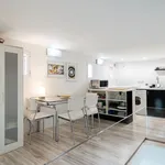 Rent 4 bedroom apartment of 55 m² in Madrid