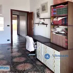 Rent 4 bedroom apartment of 120 m² in Bari