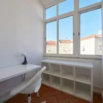 Rent 12 bedroom apartment in Lisbon