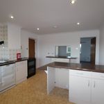 Rent 4 bedroom house in Exeter