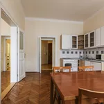 Pronajměte si 2 ložnic/e byt o rozloze 82 m² v Prague