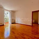 Rent 4 bedroom apartment of 100 m² in Bologna