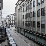 Rent a room of 100 m² in brussels